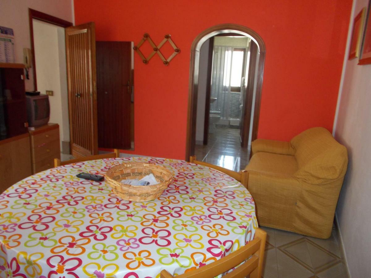 טרפאני Zia Silvana Apartment מראה חיצוני תמונה