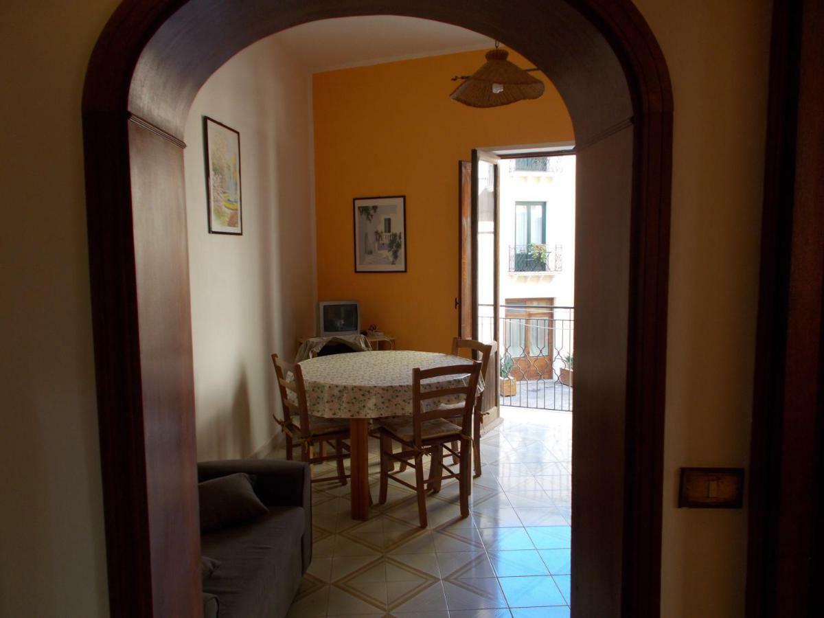 טרפאני Zia Silvana Apartment מראה חיצוני תמונה